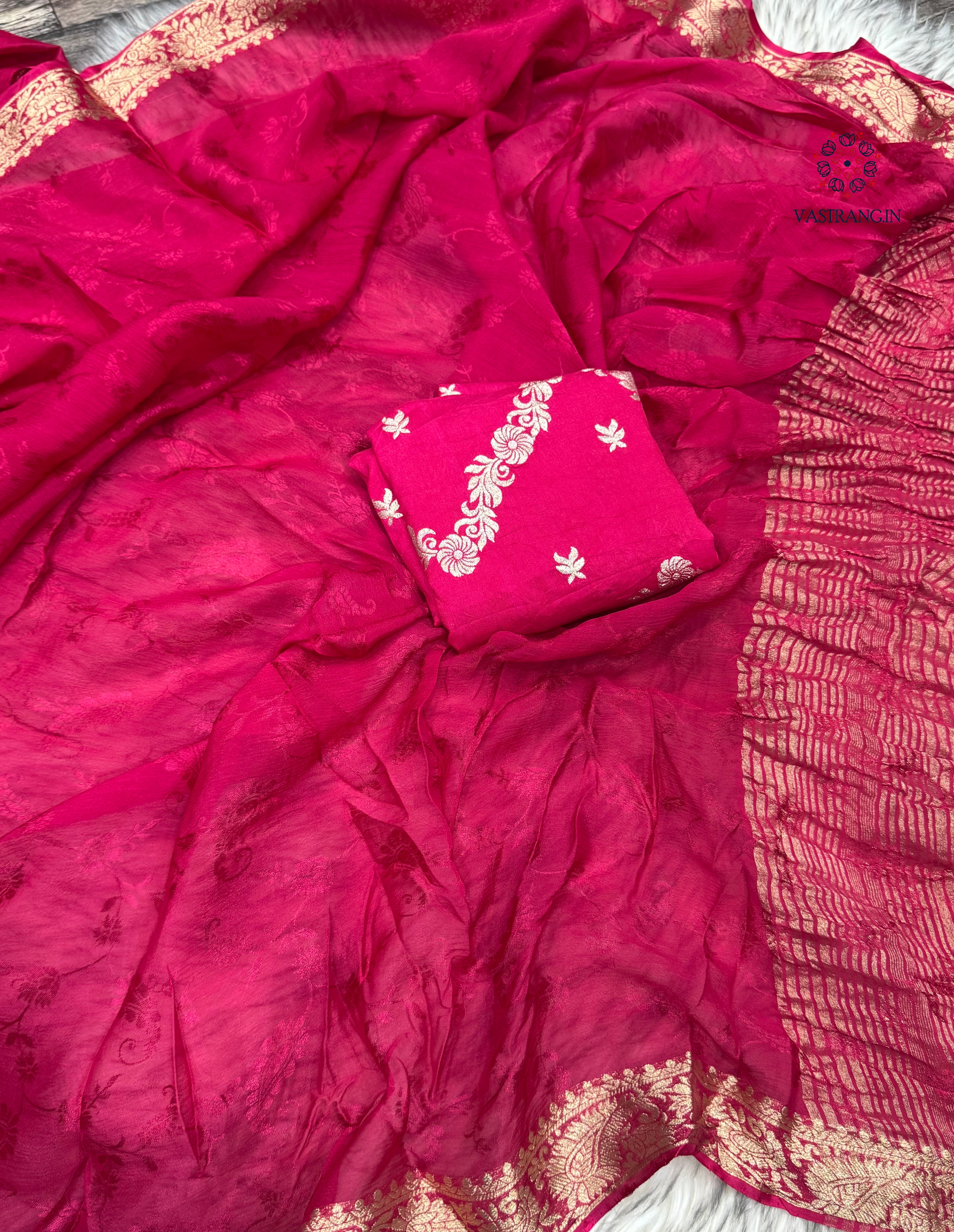 Wedding Wear Viscose Chinnon Fabric All Over Jacquard Weaving Pattern Fancy Designer Saree With Blouse