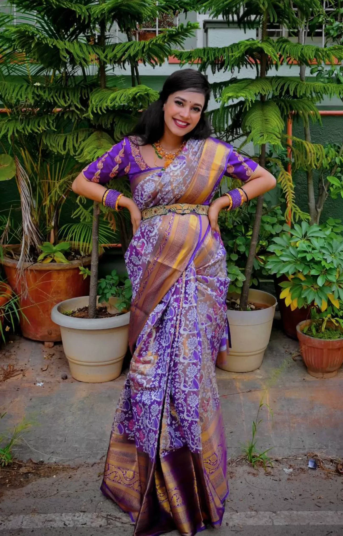 Purple n Gold-Toned Jacquard Woven Design Kanjivaram Pattu Silk Saree