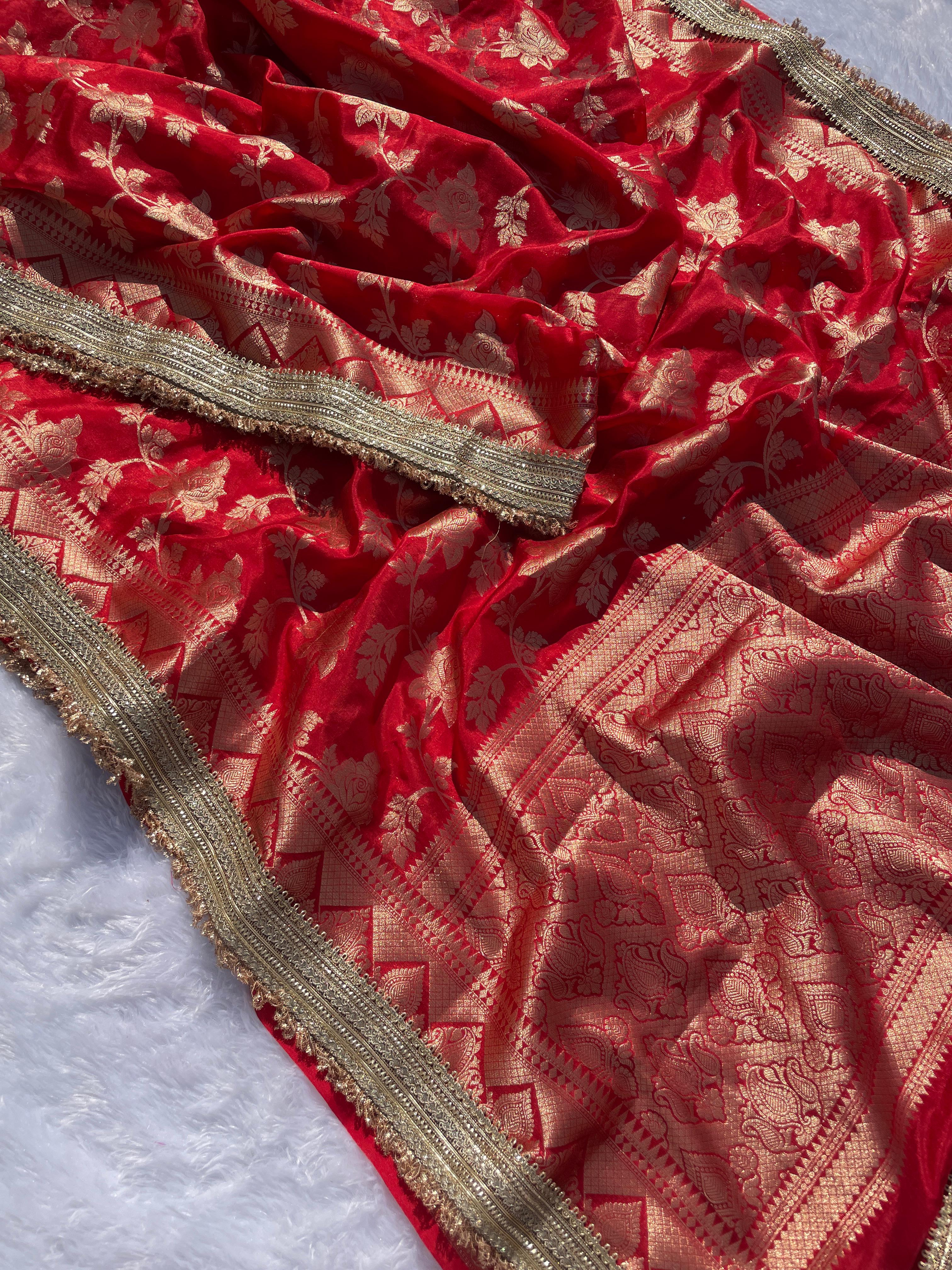 New Wedding Wear Red Color Soft Banarasi Silk Jacquared Zari Weaving With Lace Border Work Fancy Designer Saree