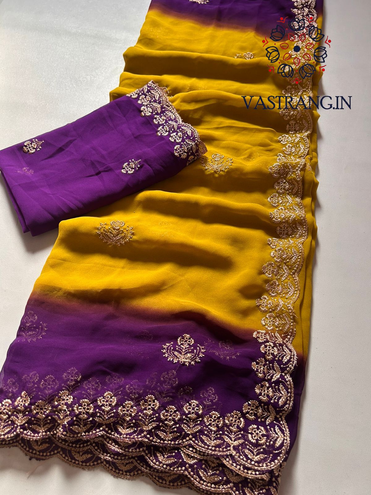 Partywear Soft Georgette Pedding Color Sequence Embroidery n Arca Border Work Fancy Designer Saree With Blouse