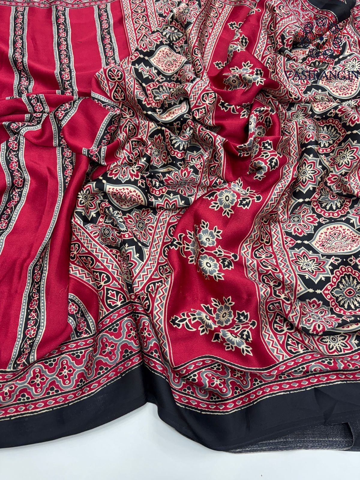 New Wedding Wear Red Color Pure Satin Silk Ajrak Printed Rich Pallu n Tussles Work Fancy Designer Saree