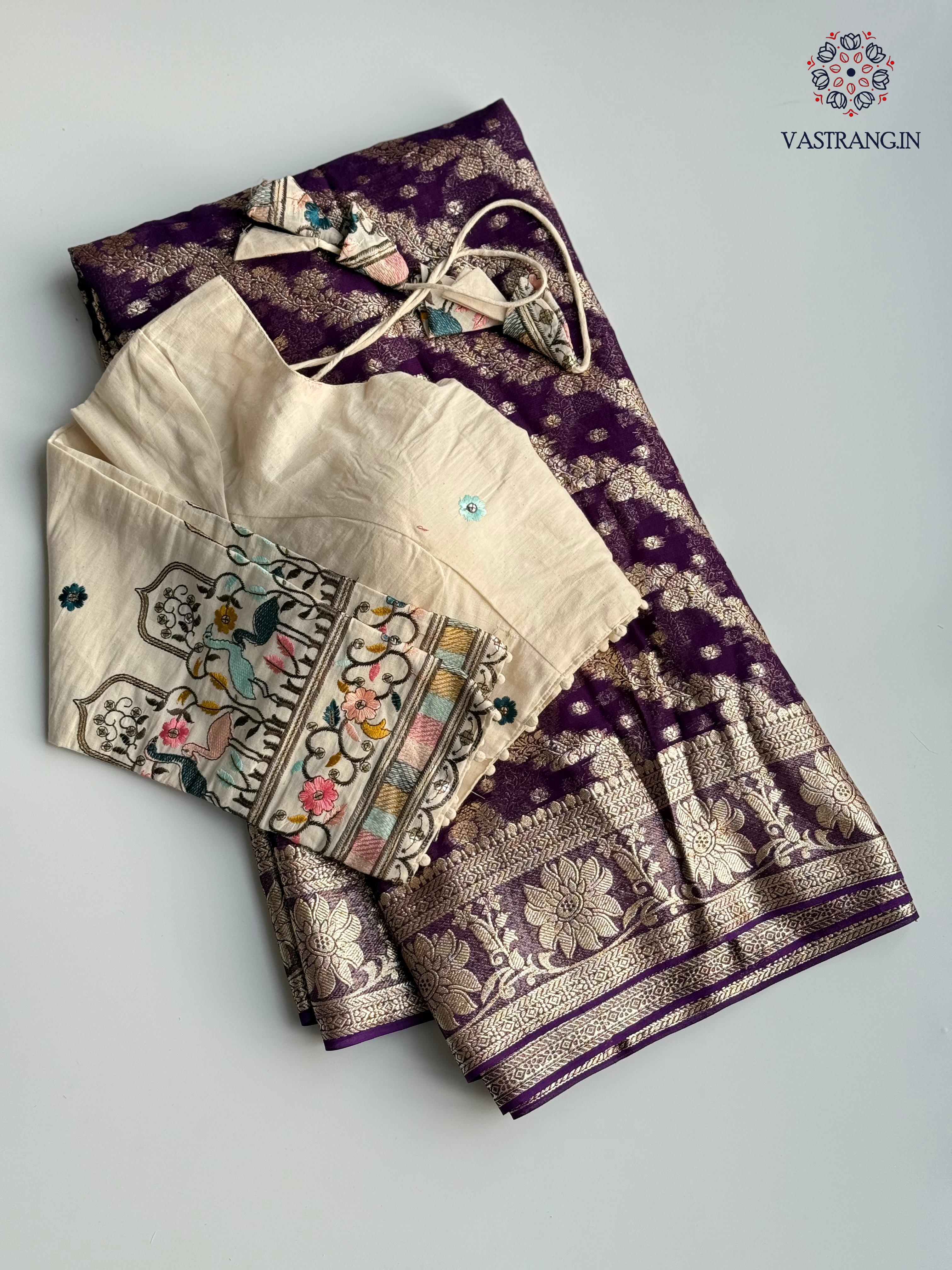 Beautiful Party Wear Viscose Georgette Zari Work Embroidery Stiched Blouse Saree for Ceremonial Occasion