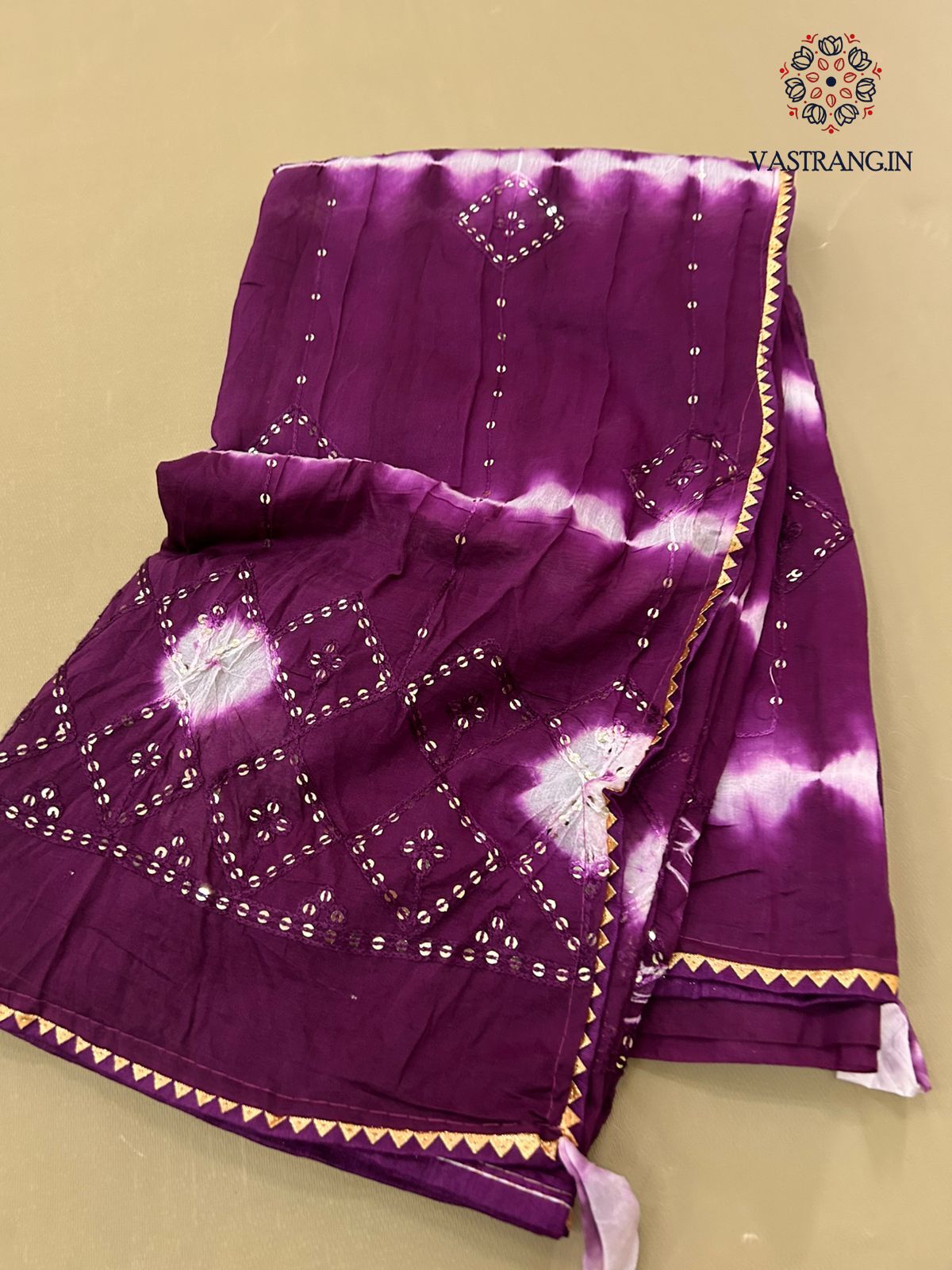 Admirable Soft Chinnon Silk Shibori Printed With Mirror Work Party Wear Saree For Wedding