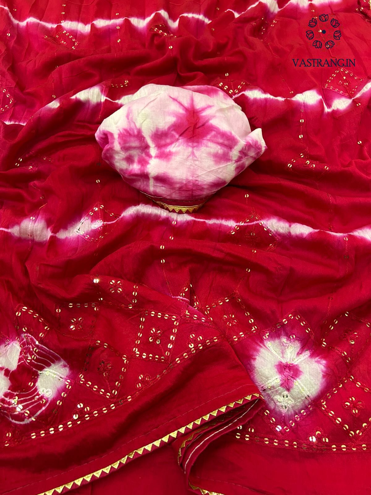 Admirable Soft Chinnon Silk Shibori Printed With Mirror Work Party Wear Saree For Wedding