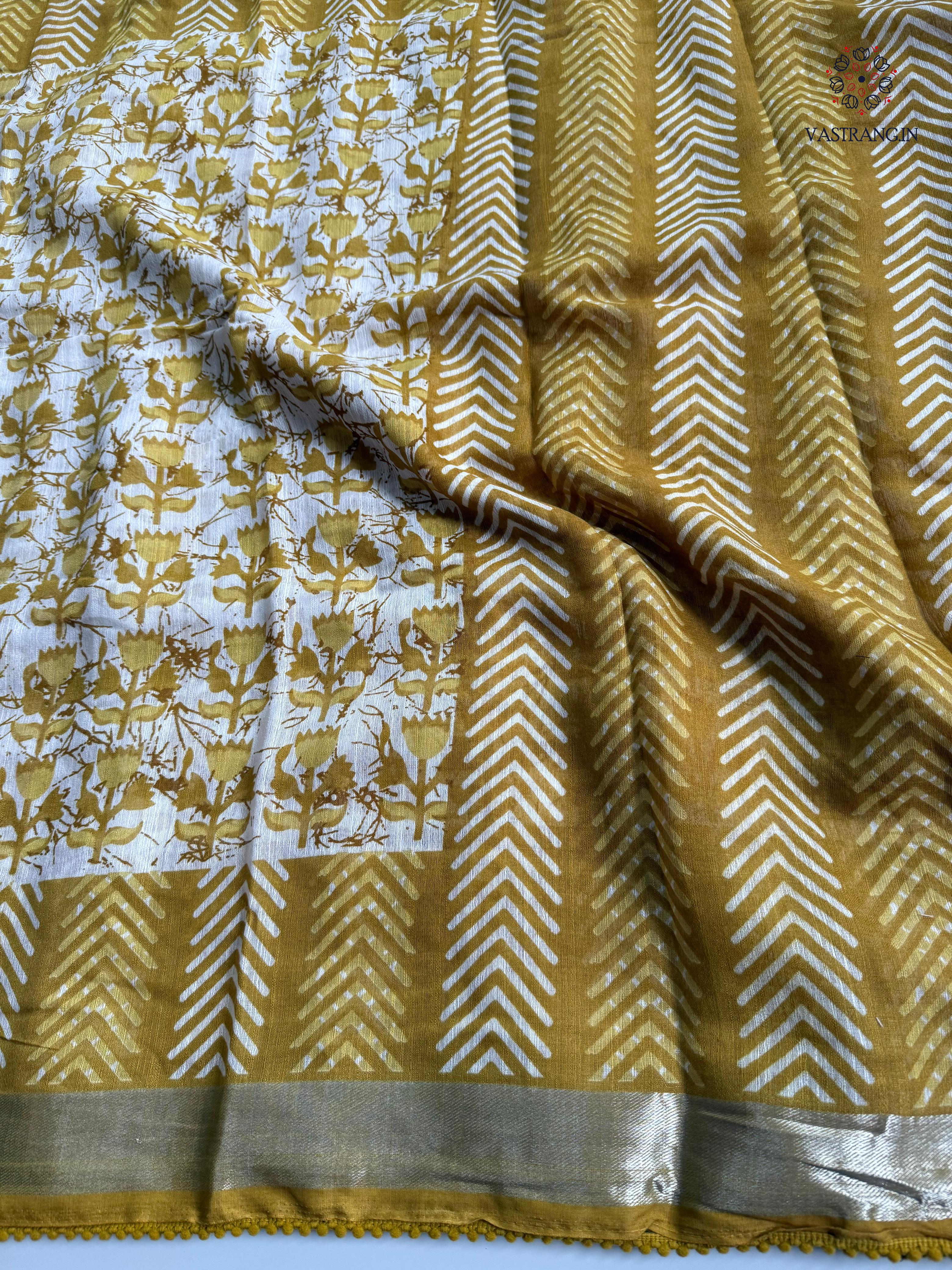 Sempiternal Kota Fabric Print n Zari Weaving Work Fancy Designer Saree With Blouse Piece