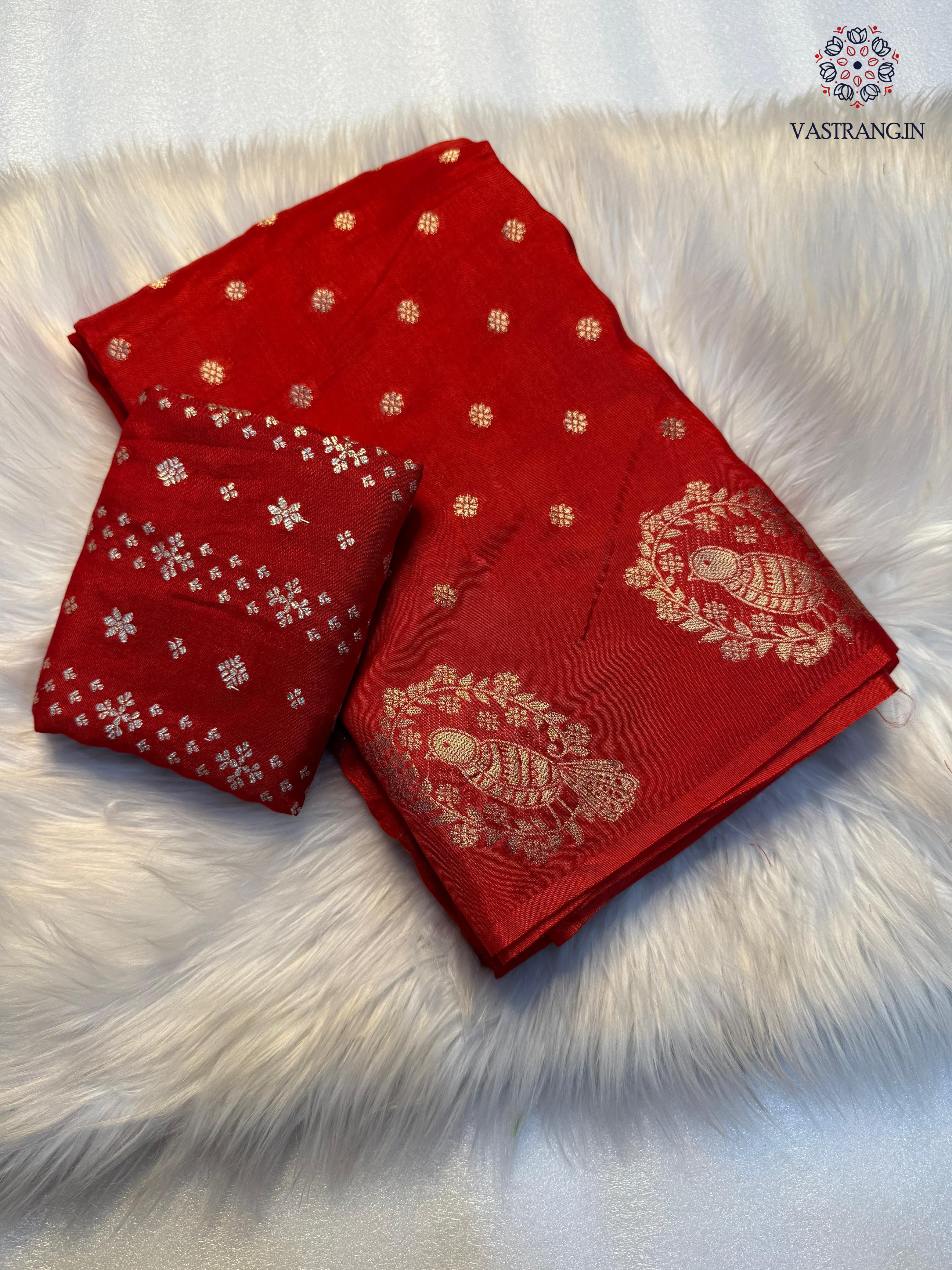 Dazzling Party Wear Pure Soft Viscose Crape Silk Zari Chit Palllu n Pichwari Border Fancy Designer Saree With Blouse