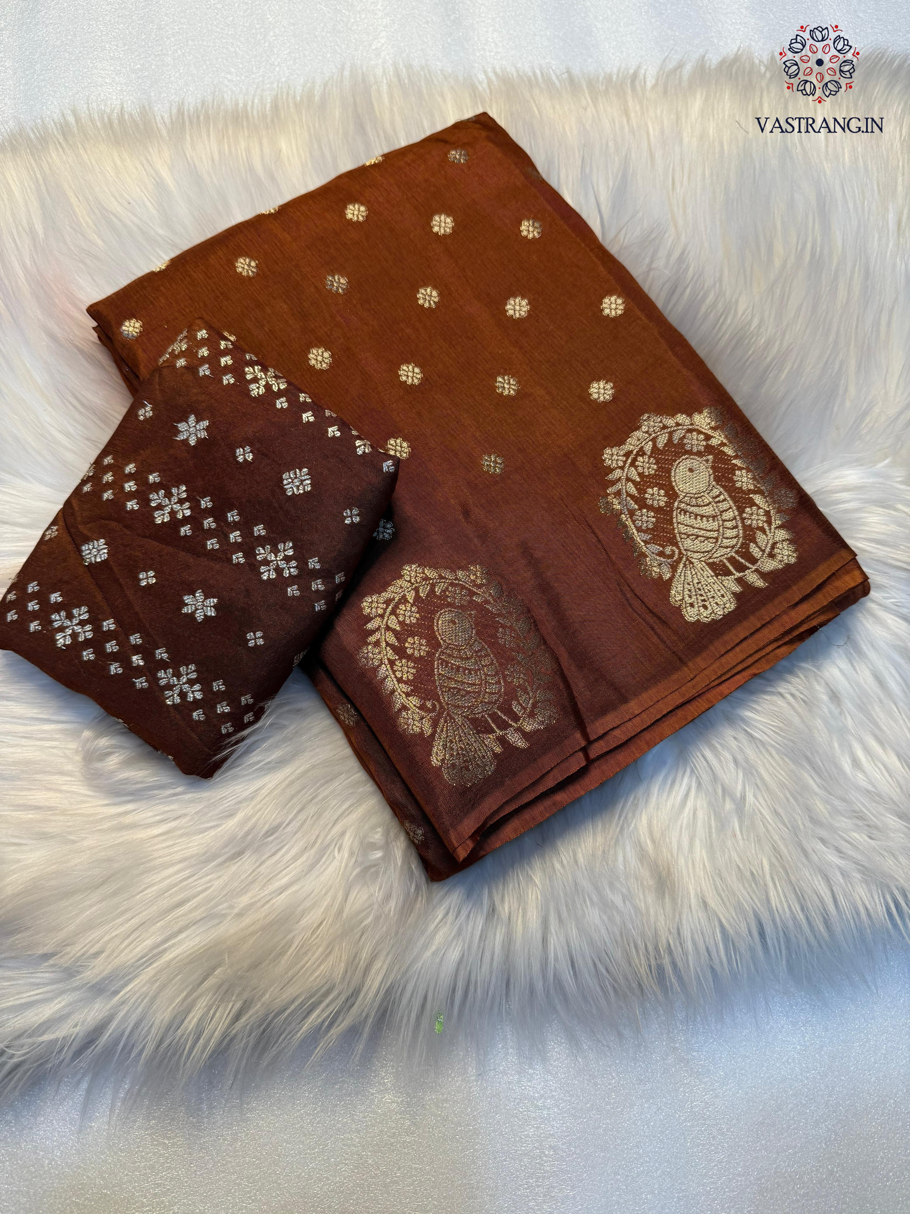 Dazzling Party Wear Pure Soft Viscose Crape Silk Zari Chit Palllu n Pichwari Border Fancy Designer Saree With Blouse